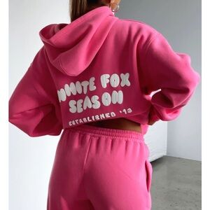 🎁 💕 White Fox The Main Season Oversized Hoodie Hot Pink NWT SIZE M/L
